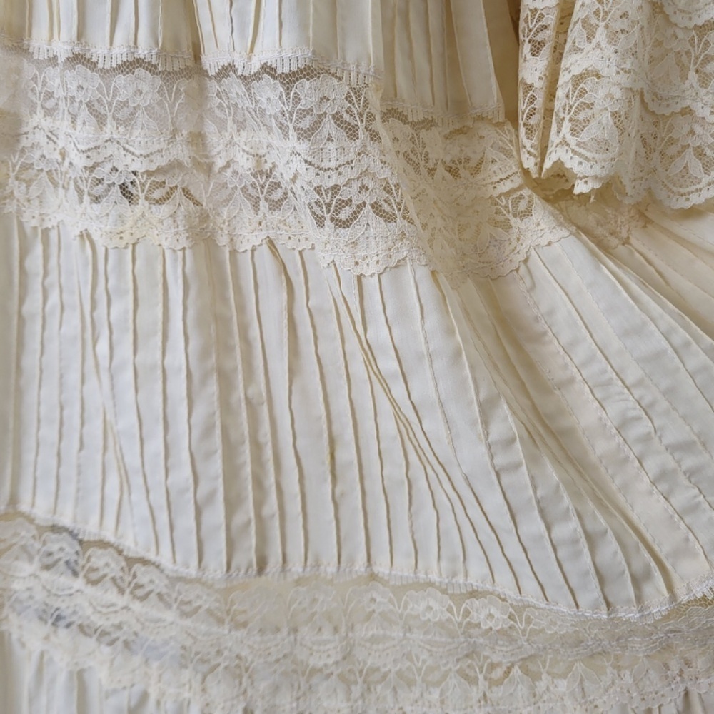 1970's Mexican Wedding Dress Cream Midi Long Sleeve Lace Pleats V-neck Tiered - Picture 8 of 16